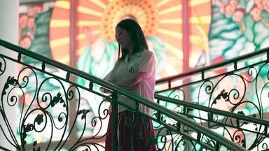 Poster episodio La chica nueva 1x3