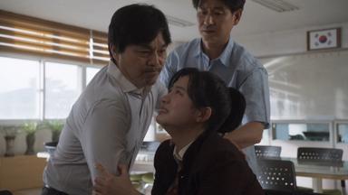 Poster episodio Extracurricular 1x5