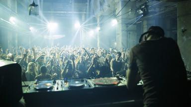 Poster episodio Beat 1x1