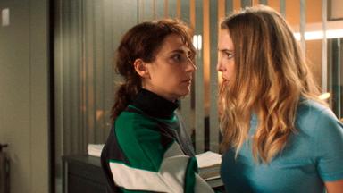 Poster episodio Unfamiliar 1x5