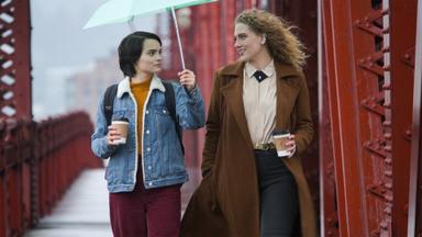 Poster episodio Trinkets 1x8