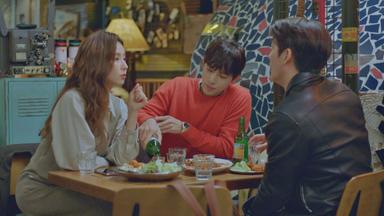 Poster episodio El amor es la meta 1x8