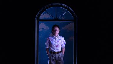 Poster episodio Mensajes desde otro lugar 1x5