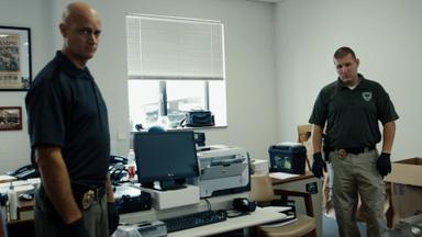 Poster episodio Asesino de Mujeres 1x6