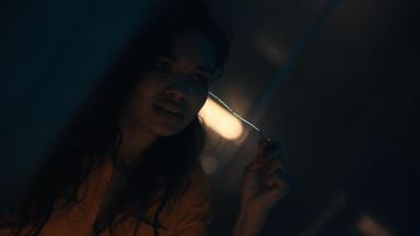 Poster episodio Don't Look Deeper 1x1