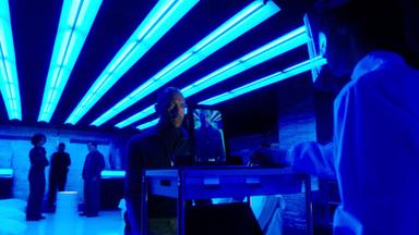 Poster episodio Helix 1x2