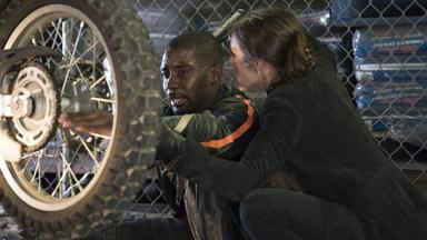 Poster episodio Happy! 1x4