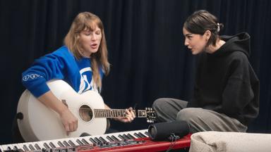 Poster episodio The End of an Era 1x6