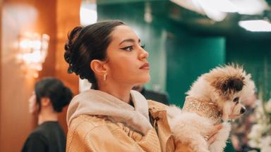 Poster episodio Privilegios 1x2