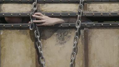 Poster episodio Morir por arte de magia 1x1