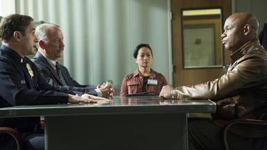 Poster episodio Unsolved 1x10