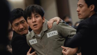 Poster episodio Manipulado 1x1