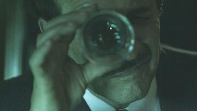 Poster episodio Un Extraño Enemigo 1x1