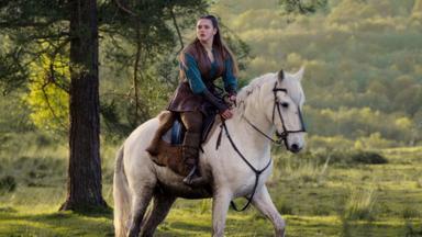 Poster episodio Maldita 1x1