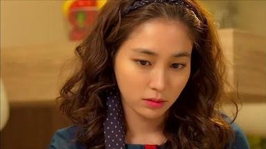 Poster episodio Astuta y Soltera 1x1