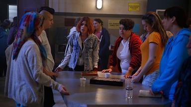 Poster episodio The Yard 1x6