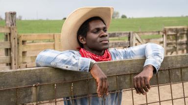 Poster episodio Little America 1x3