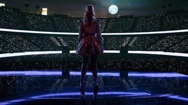 Poster episodio Vampirina: Una Vampirina adolescente 1x1