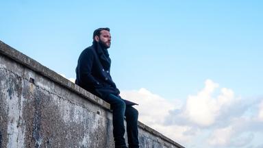 Poster episodio Devils 1x8