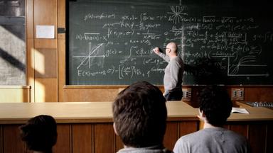 Poster episodio The UnXplained 1x7