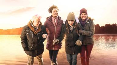 Poster episodio Dolly Parton: Acordes del corazón 1x4