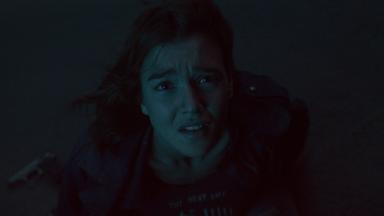 Poster episodio Feria: La luz más oscura 1x8